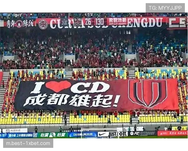 成都蓉城虽败但展现进攻套路 新帅阿洛伊西战术理念逐渐清晰 成都蓉城虽败但展现进攻套路 新帅阿洛伊西战术理念逐渐清晰